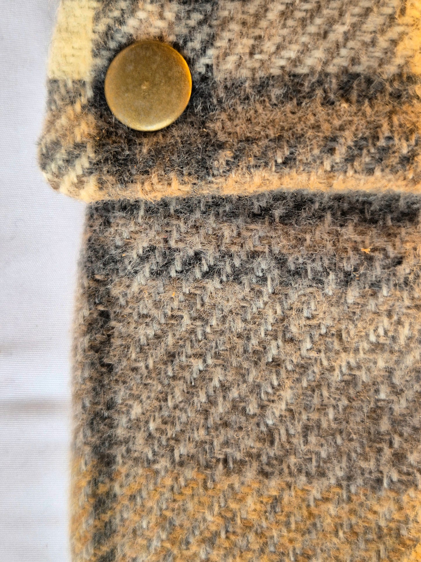 Peach and grey collar cover