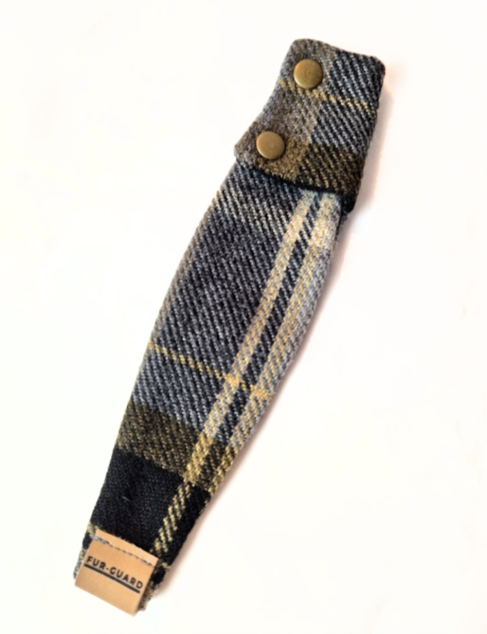 Black and gold collar cover